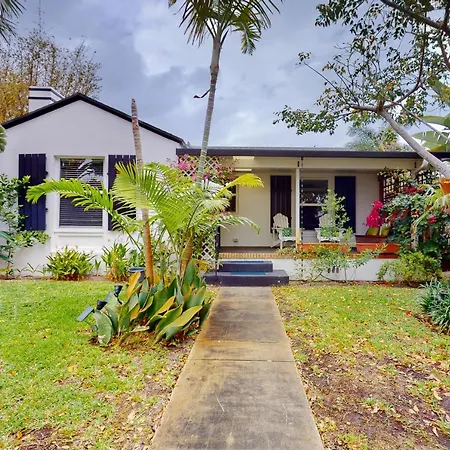 Northwood Charmer Vila